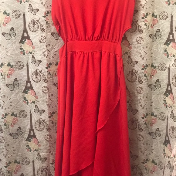 Dress - Picture 2 of 2